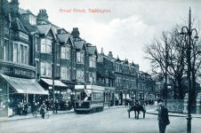 Teddington Broad Street,street-townscape,trams
